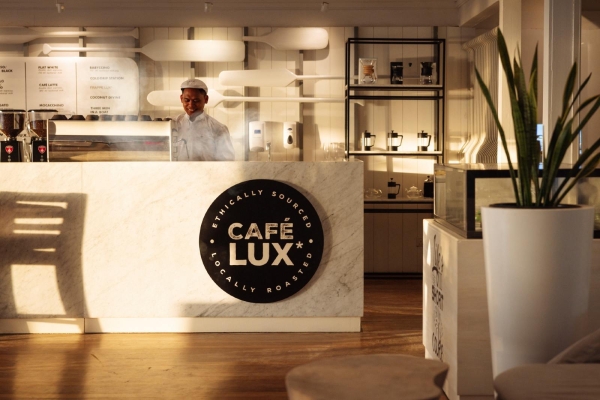 CAFE LUX*